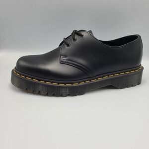 Dr Martens Black Oxford 21084 Size 10 Mens New without a box